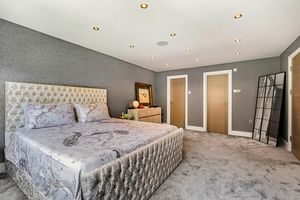 Photo 34- click for photo gallery